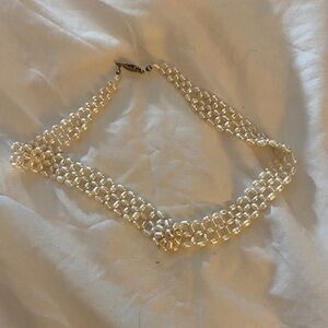 Elegant Pearl Choker Necklace